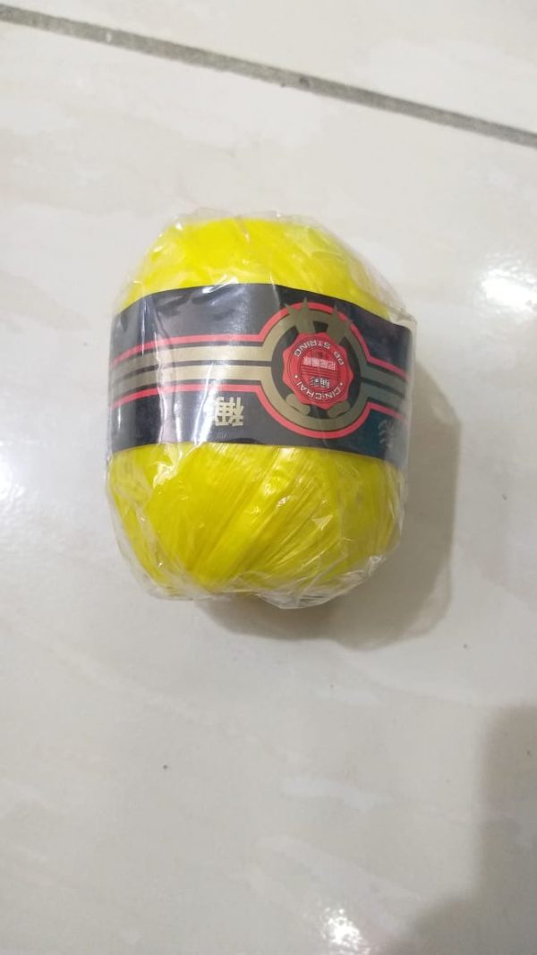 خيوط بلاستيك