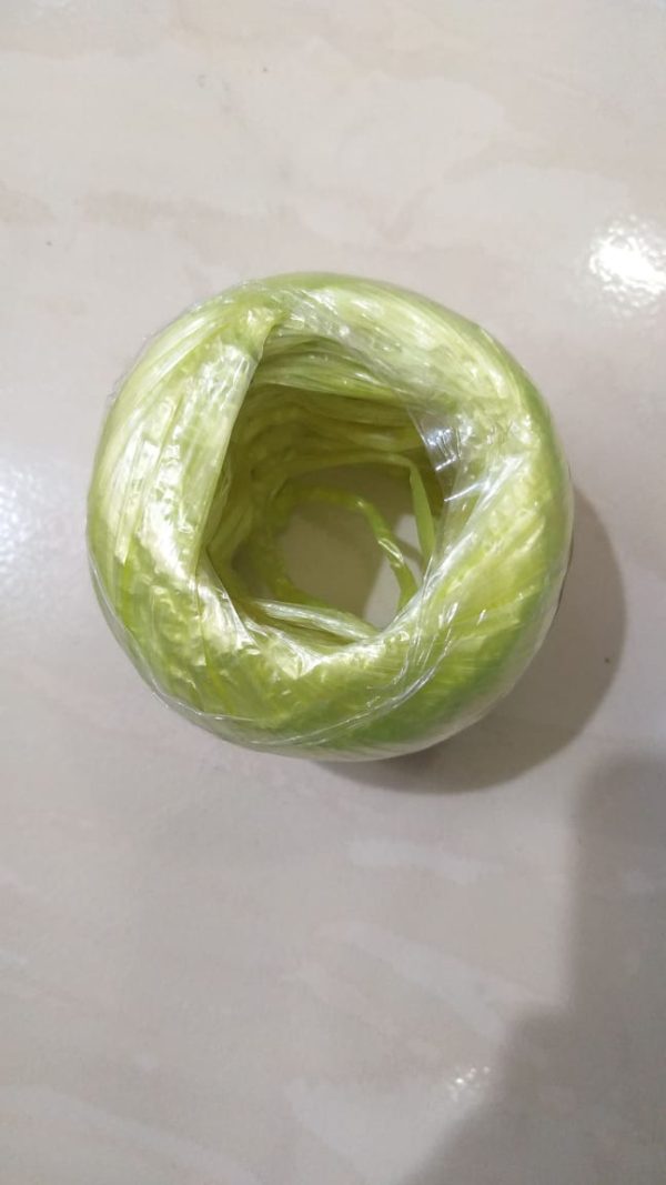 خيوط بلاستيك